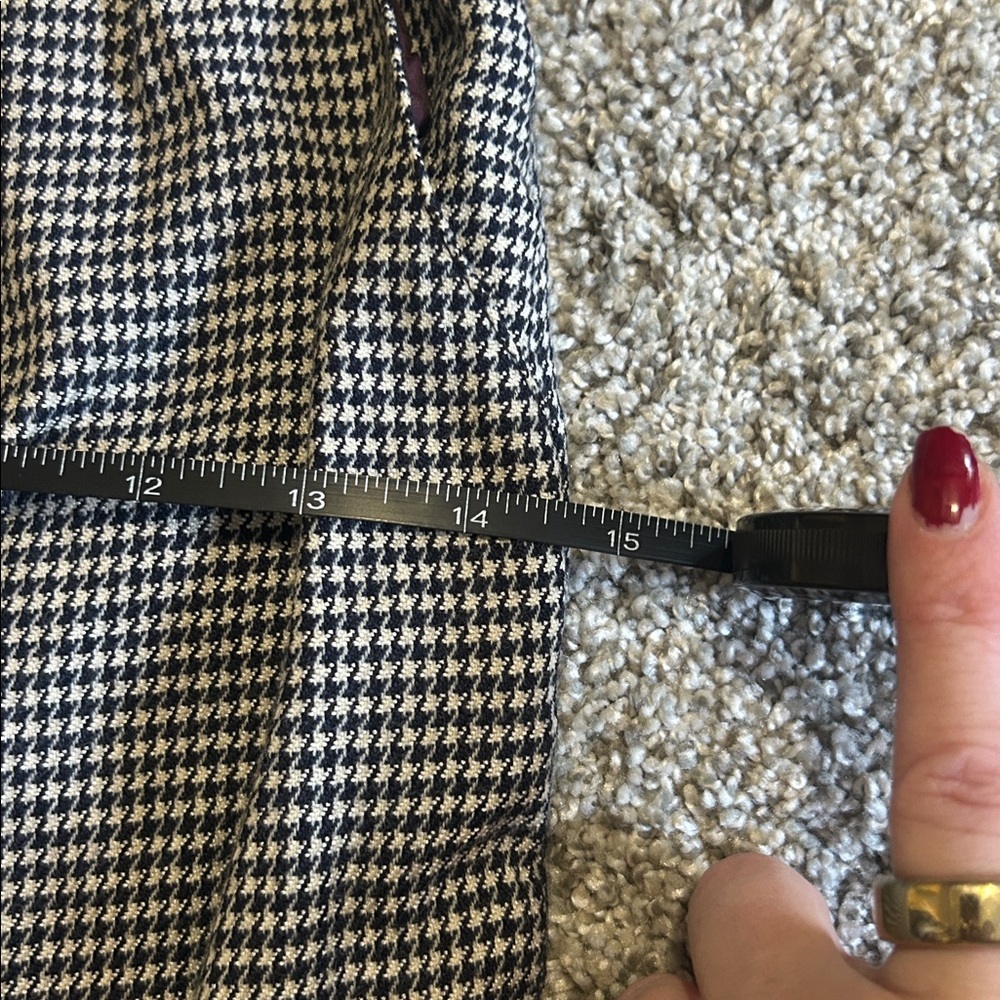 Vintage Christian Dior Wool Houndstooth Pencil Skirt - Picture 6 of 6